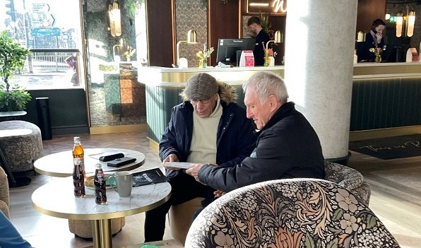 قصي الشيخ عسكر: لقاء مع الكاتب الاسكتلندي الكبير جيمس كيلمان